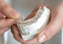 Zahnarzt,  Zahnärztin,  Kieferorthopädie,  Zahnspangen,  Zahnregulierung,  Brackets