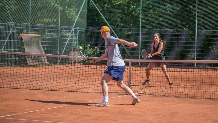 Erstes WB Hietzing Tennisturnier und Sommerfest