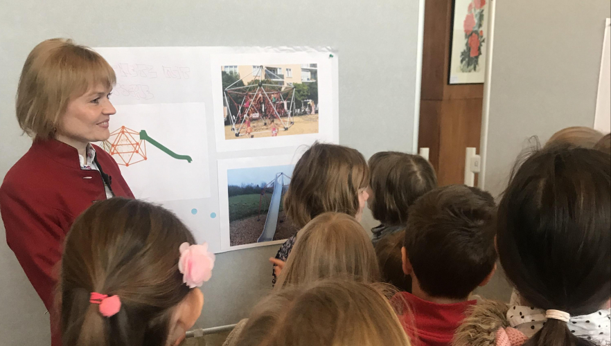 Kinderparlament – Neue Spielgeräte Roter Berg