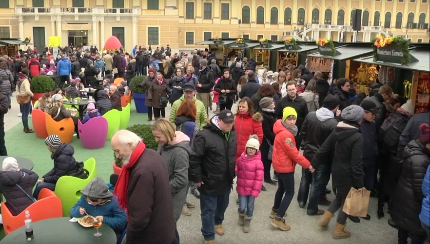 Video: Ostermarkt Schönbrunn