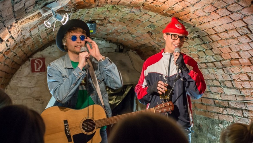 Livemusik in der Sektbar