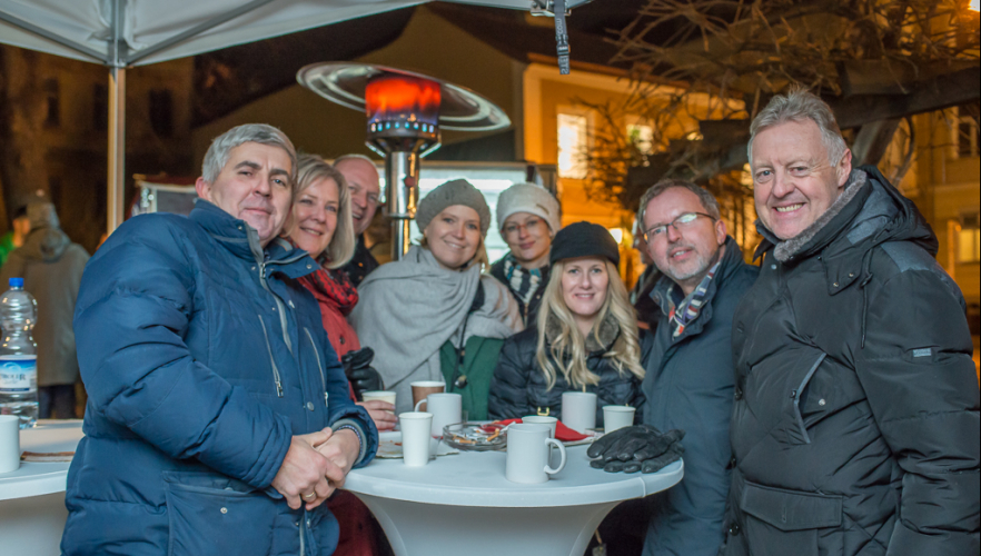 Christbaumfest im Streckerpark